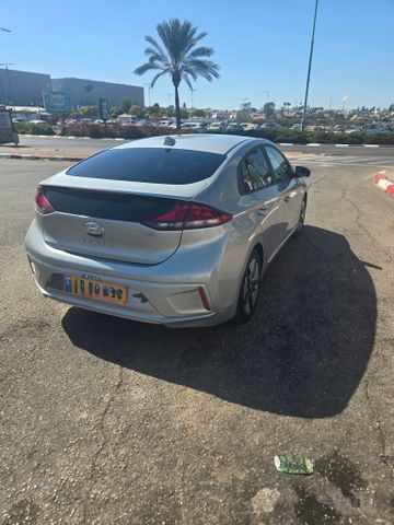 יונדאי איוניק