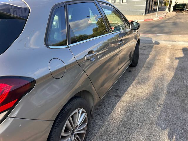 סיטרואן C4