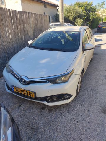מודעת רכב טויוטה אוריס