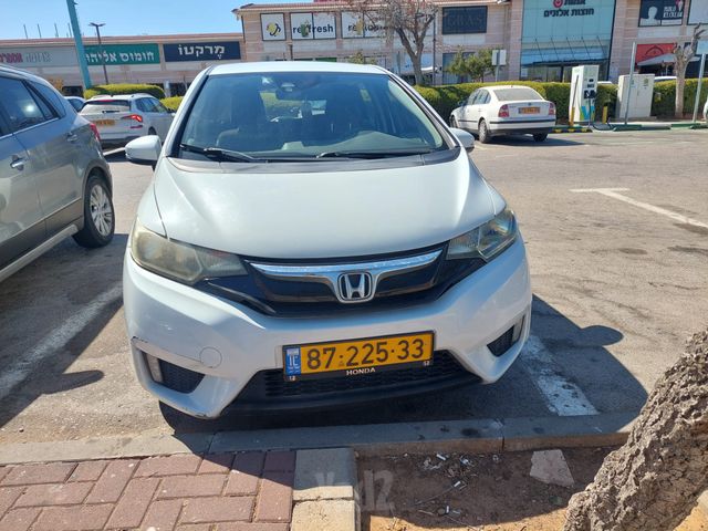 מודעת רכב הונדה ג'אז