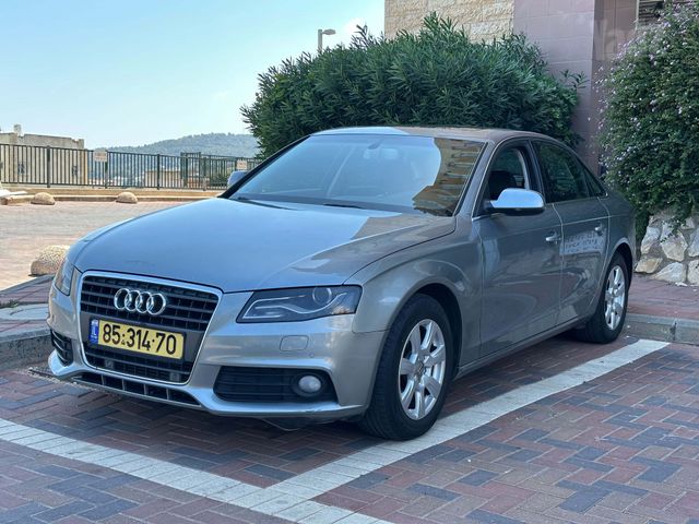מודעת רכב אאודי A4