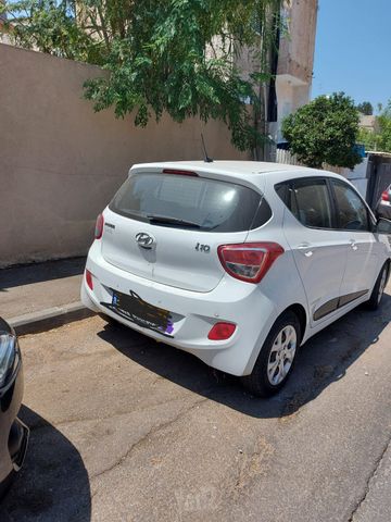 יונדאי i10