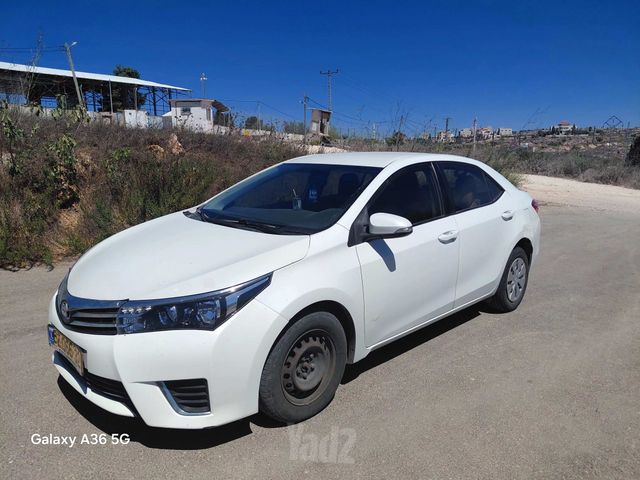 מודעת רכב טויוטה קורולה