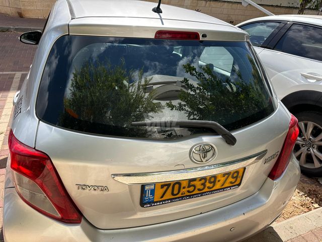 טויוטה יאריס