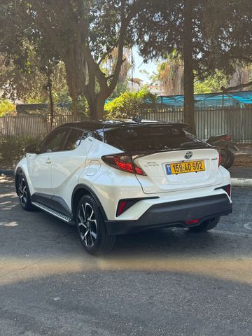 טויוטה C-HR