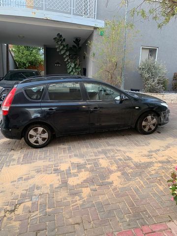 יונדאי i30