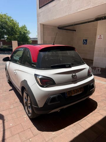 אדם Rocks אוט׳ 1.4 (87 כ״ס)