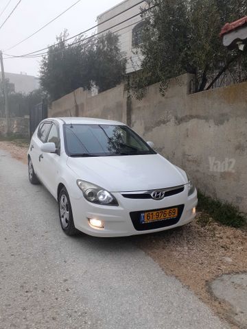 יונדאי i30