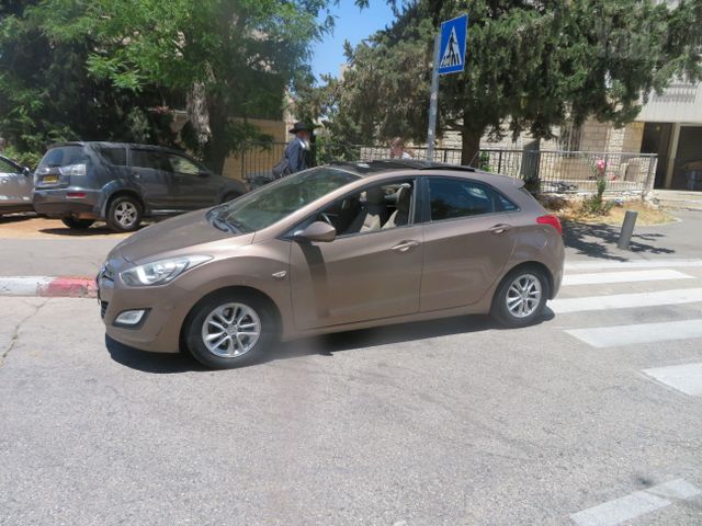 יונדאי i30