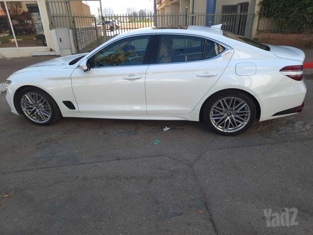 ג'נסיס G70