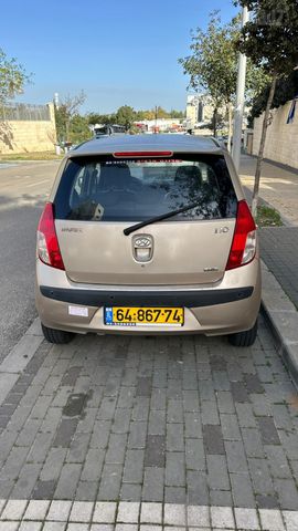 יונדאי i10