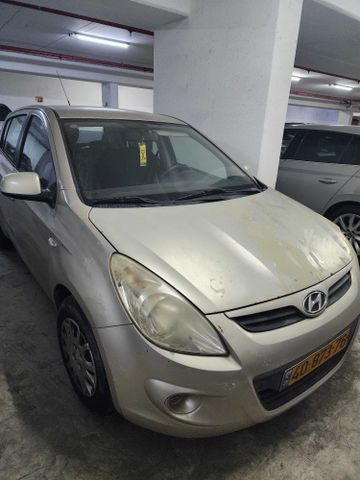 יונדאי i20