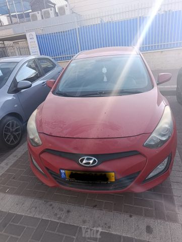יונדאי i30