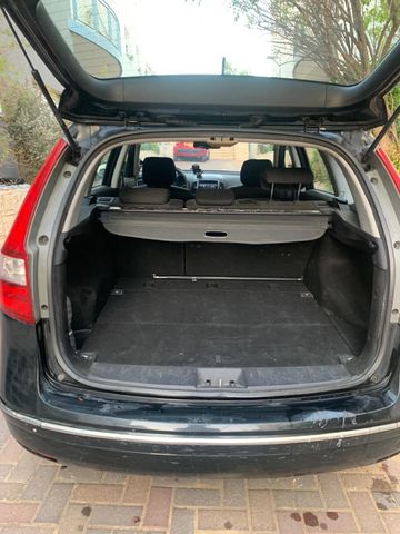 יונדאי i30