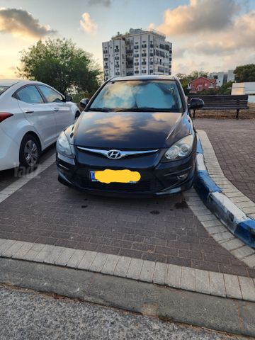 יונדאי i30