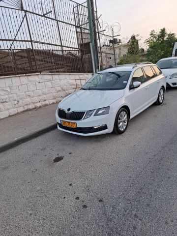 סקודה אוקטביה