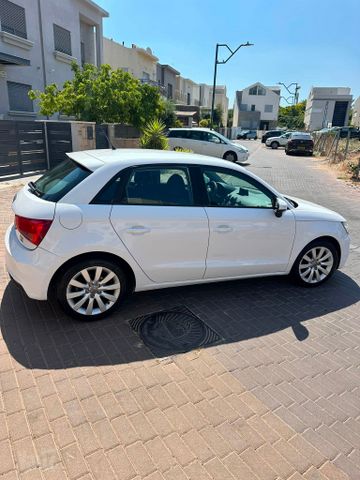 אאודי A1