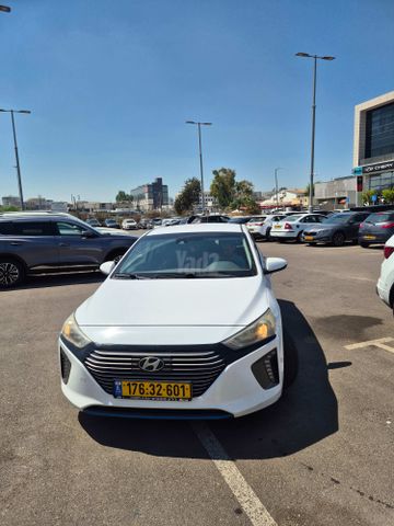 יונדאי איוניק