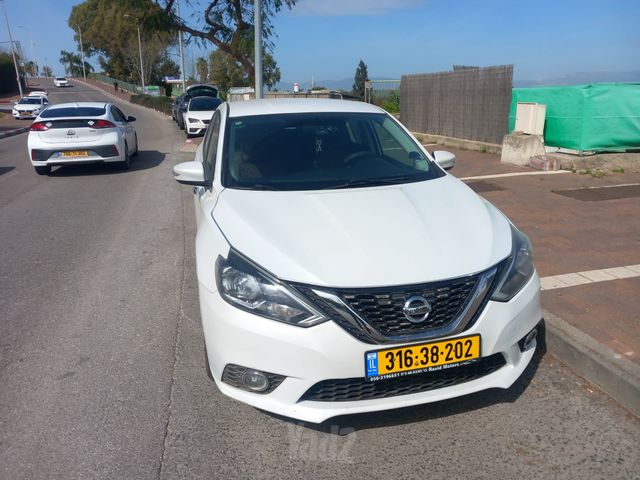 ניסאן סנטרה