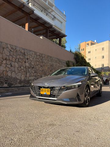 יונדאי אלנטרה
