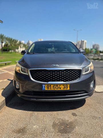מודעת רכב קיה קרניבל