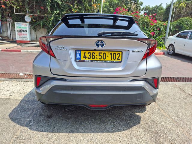 טויוטה C-HR