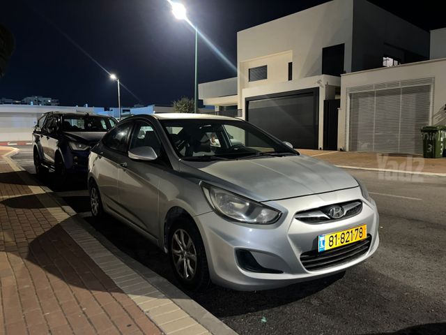 יונדאי אקסנט i25