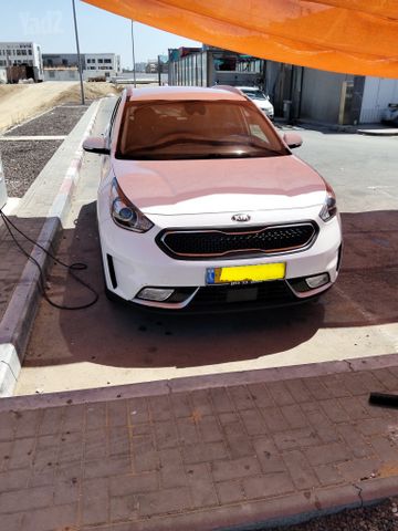 קיה נירו
