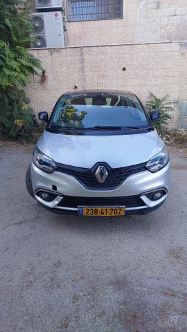 רנו סניק