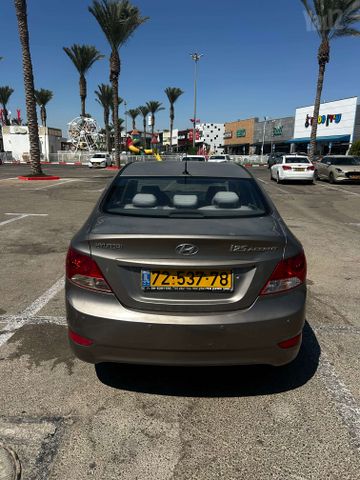 יונדאי אקסנט i25
