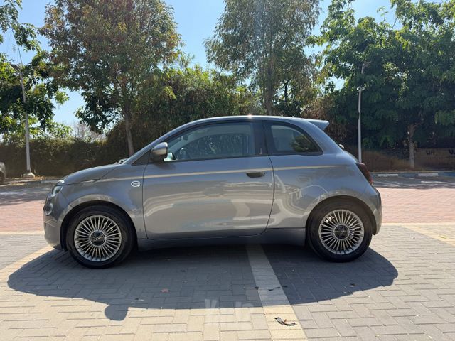 פיאט 500E