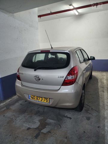 מודעת רכב יונדאי i20