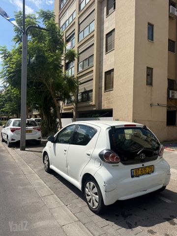 טויוטה אייגו