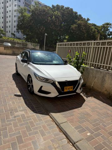ניסאן סנטרה