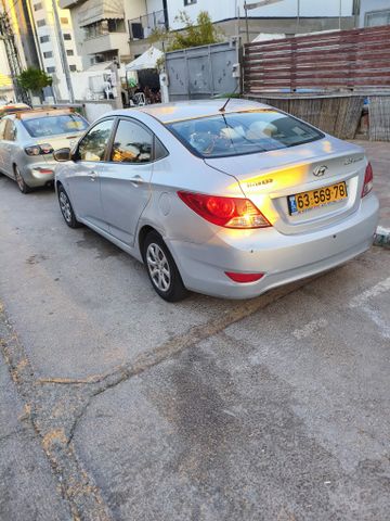 יונדאי אקסנט i25