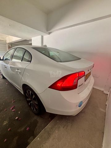 וולוו S60
