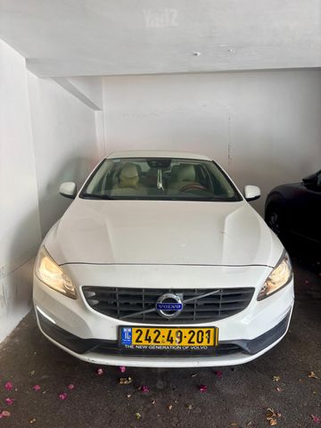 וולוו S60