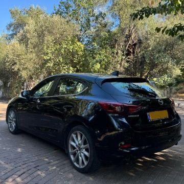 מאזדה 3