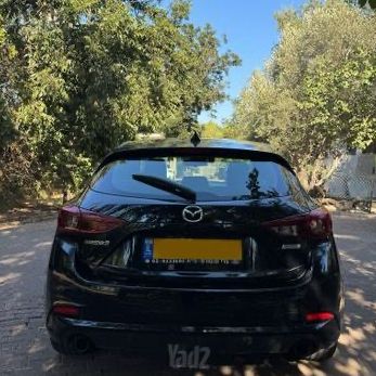 מאזדה 3
