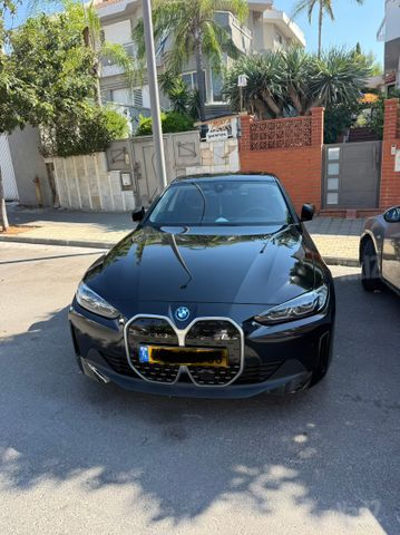 ב מ וו i4