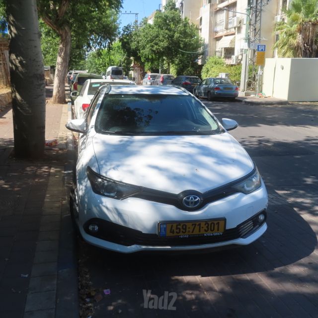 מודעת רכב טויוטה אוריס
