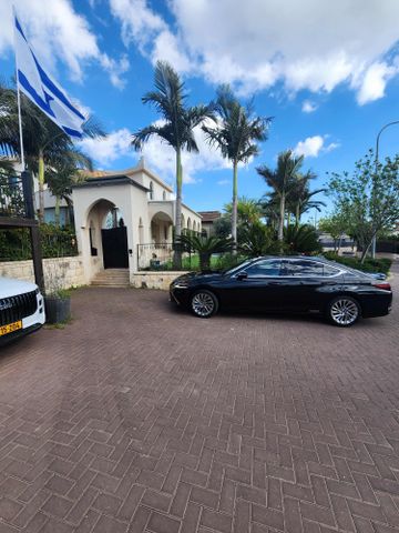 לקסוס ES