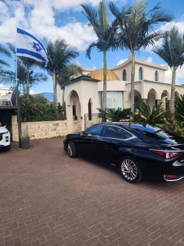 לקסוס ES