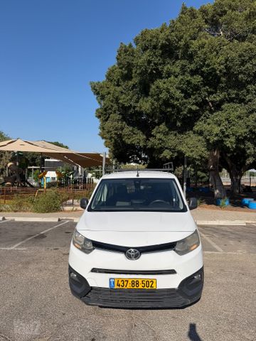 טויוטה פרואייס סיטי