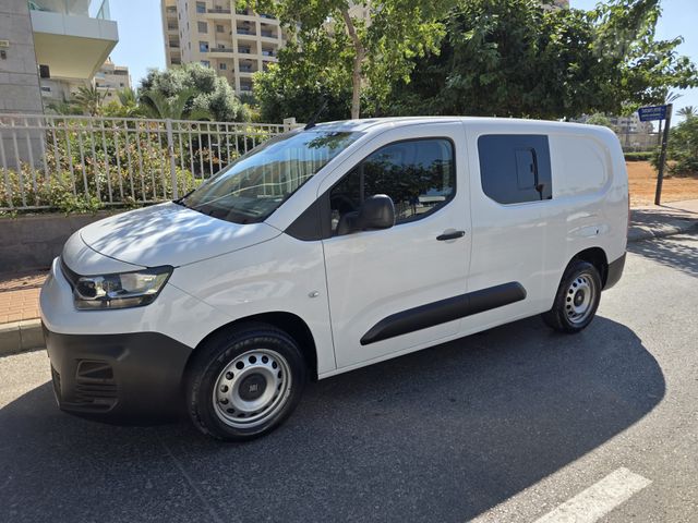 דובלו Maxi אוט׳ 1.5 (130 כ״ס)