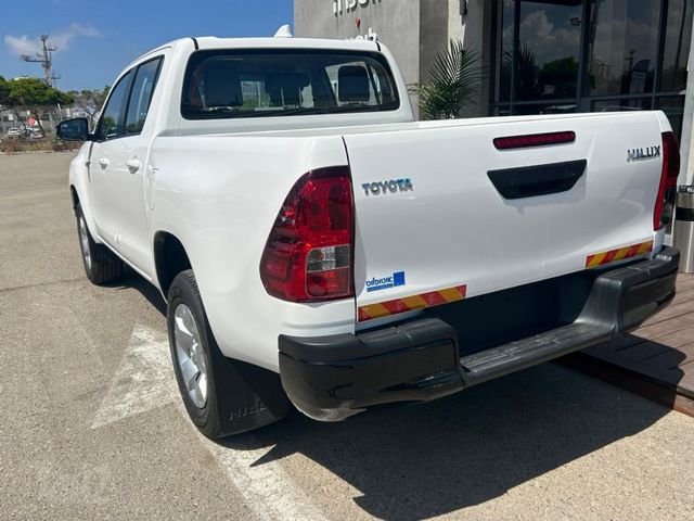 טויוטה היילקס
