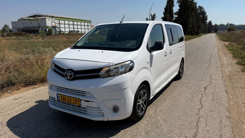 מודעת רכב טויוטה פרואייס