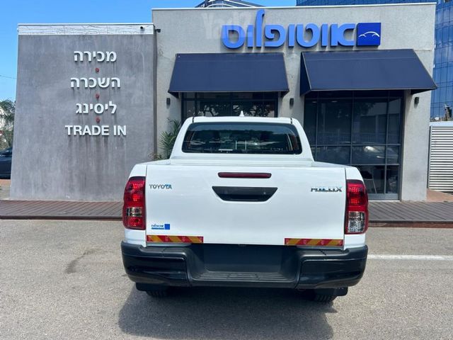 טויוטה היילקס