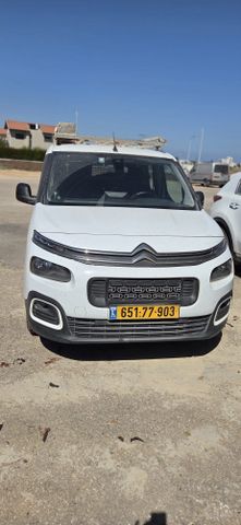 מודעת רכב סיטרואן ברלינגו