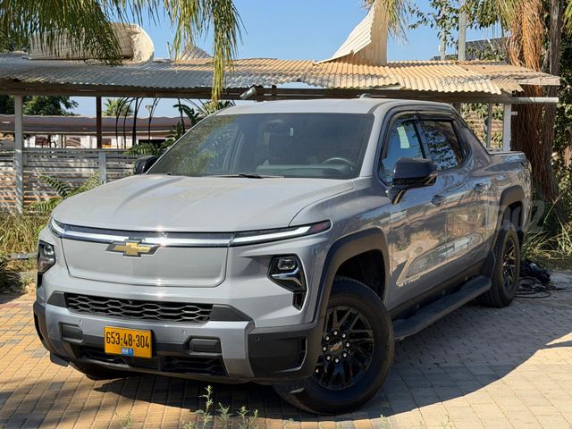 מודעת רכב שברולט סילברדו EV